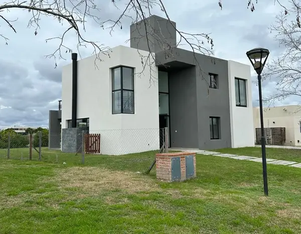 Campos de Álvarez